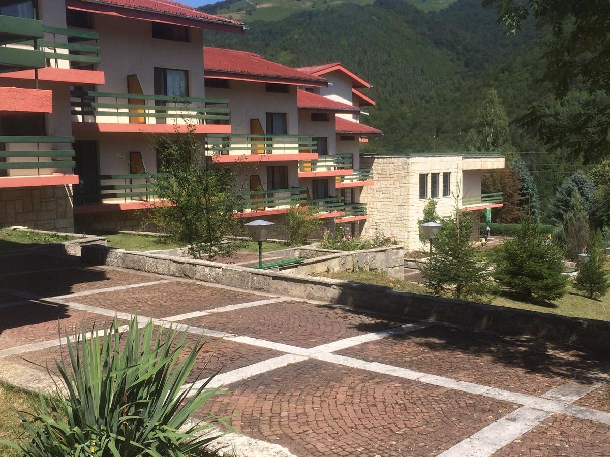 Park Hotel Ribaritsa Ngoại thất bức ảnh