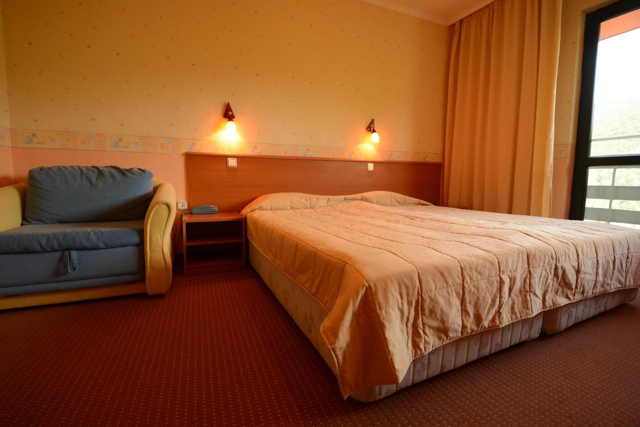 Park Hotel Ribaritsa Ngoại thất bức ảnh